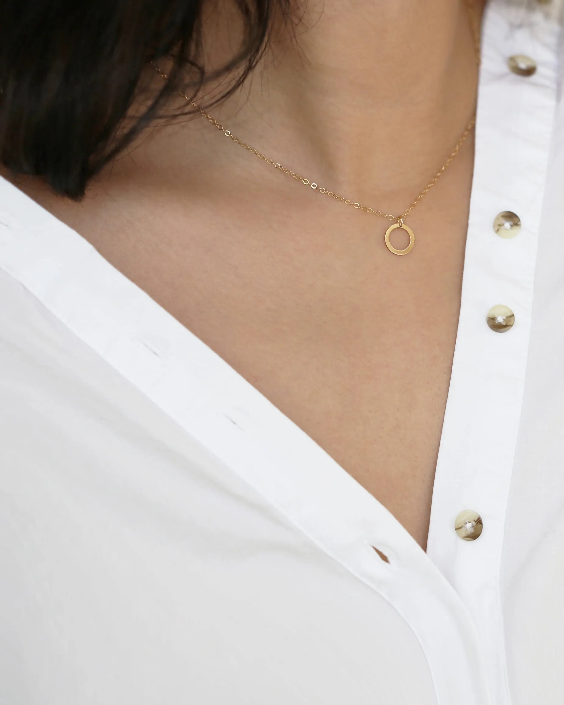 14k Thin Circle Necklace