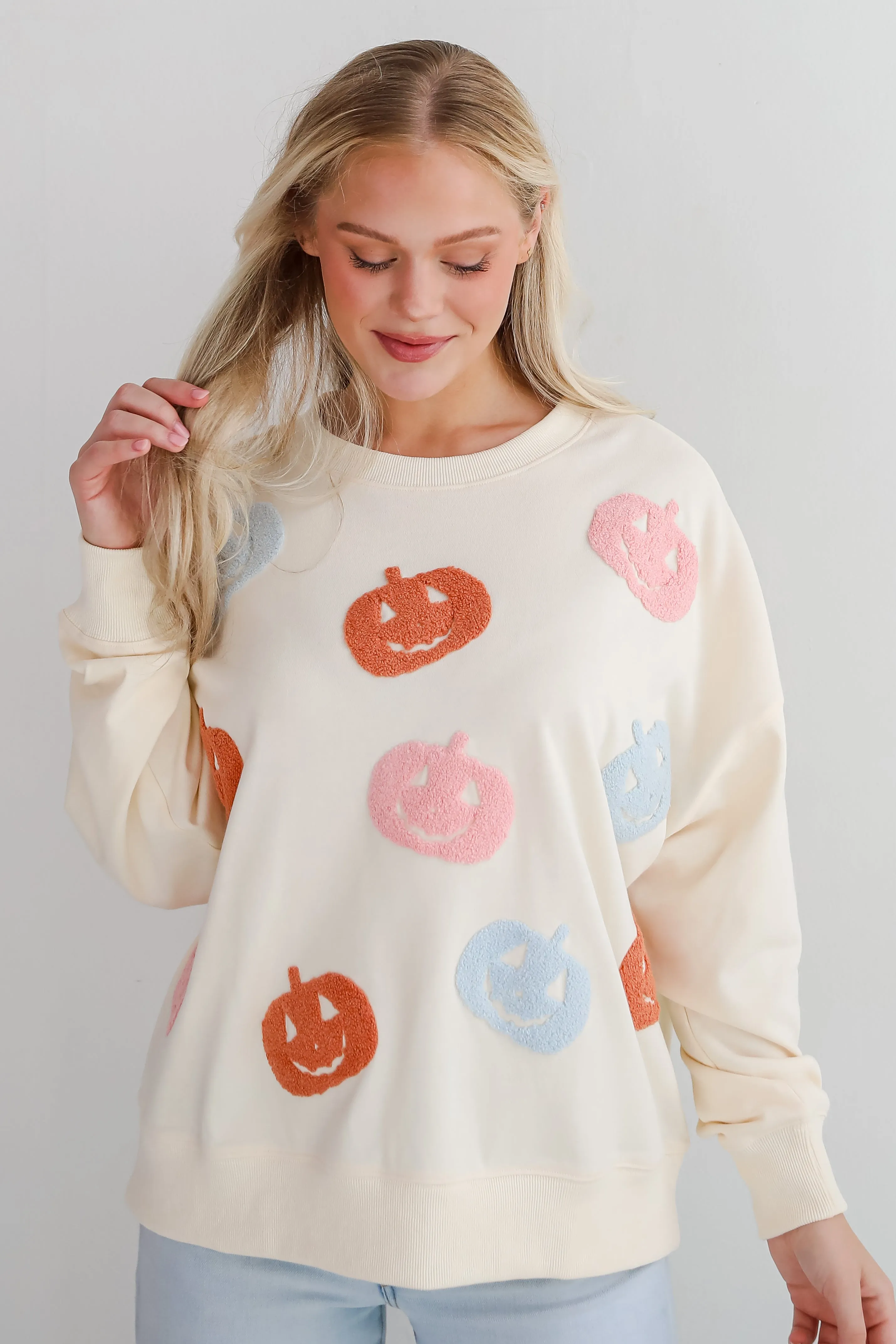 FINAL SALE - Spooky Season Cream Pumpkin Pullover