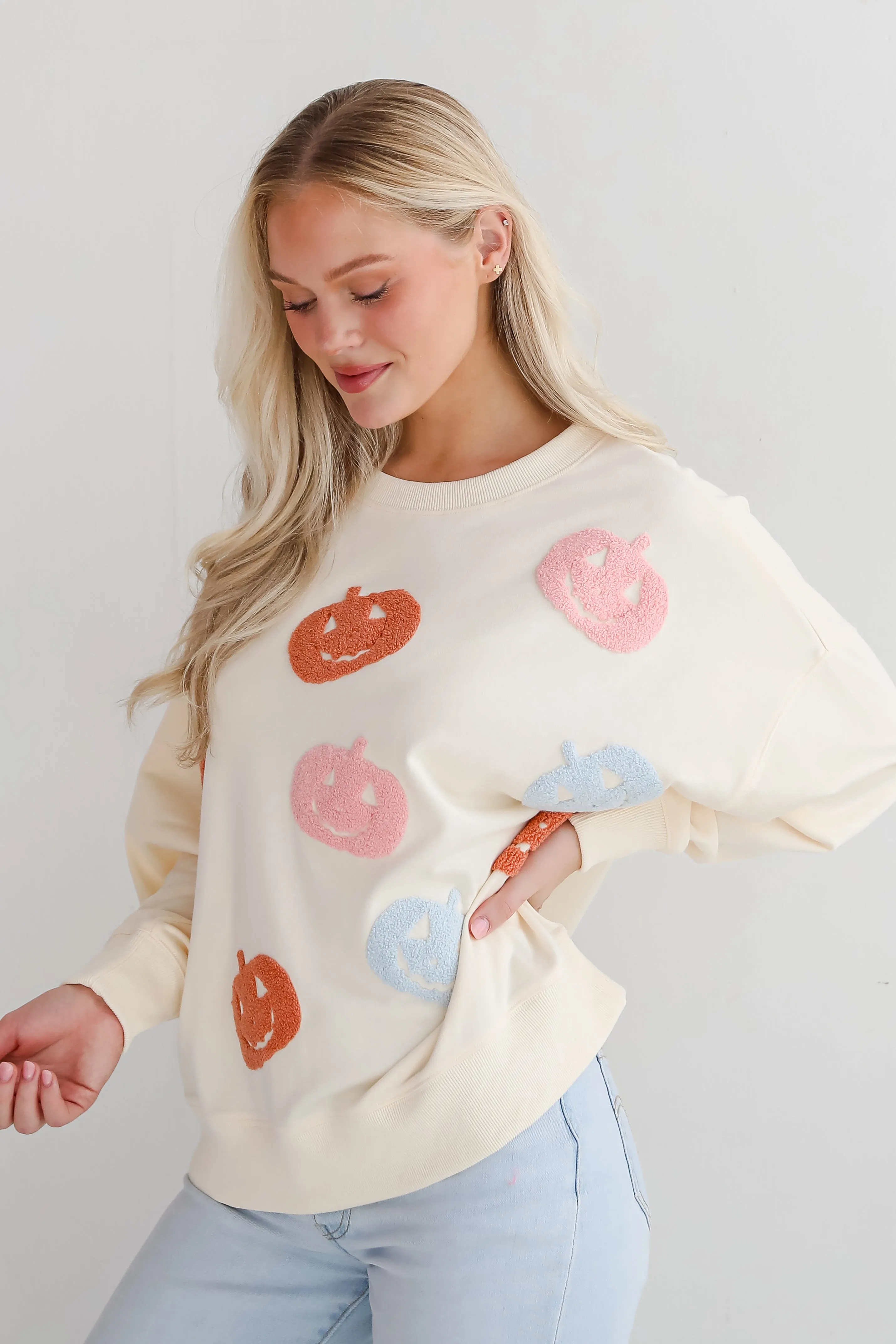 FINAL SALE - Spooky Season Cream Pumpkin Pullover