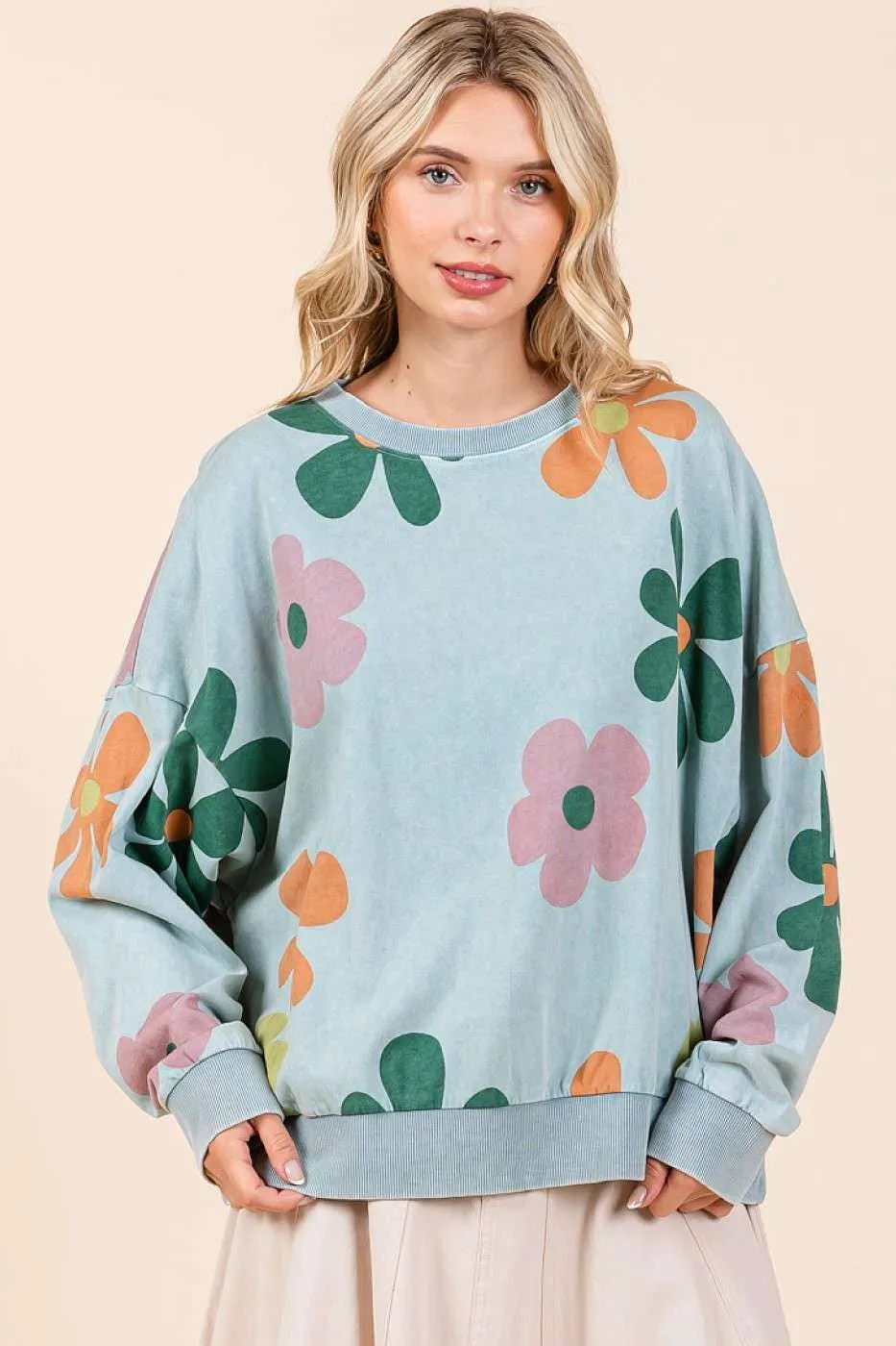 MINERAL WASH FLOWER PRINT FRENCH TERRY SWEATSHIRT