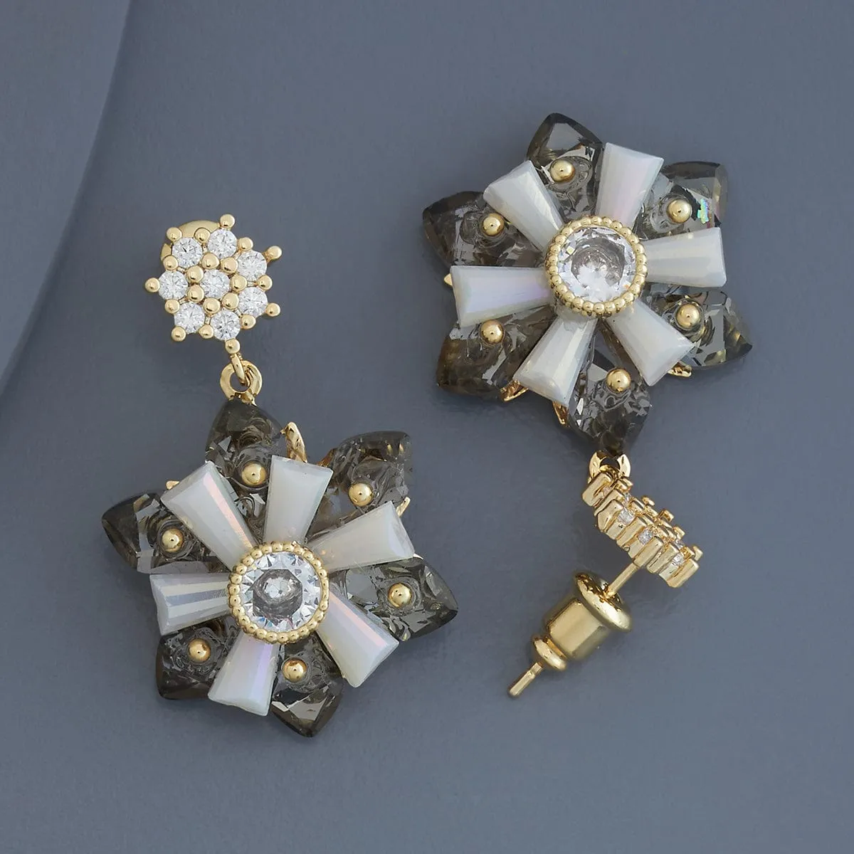 Trendy Earring 178882