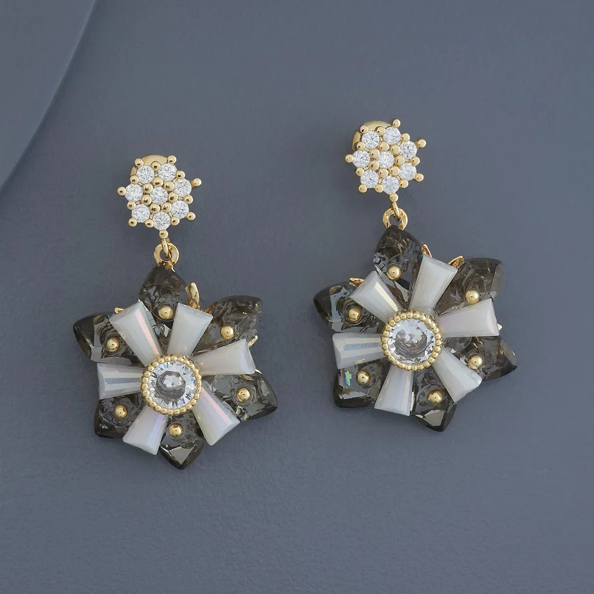 Trendy Earring 178882